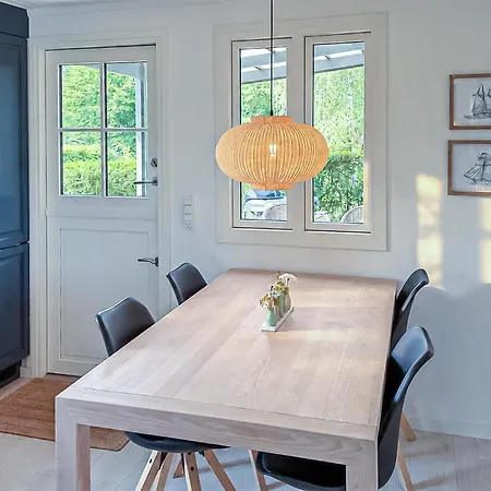 3 Bedroom Gorgeous In Feriehus