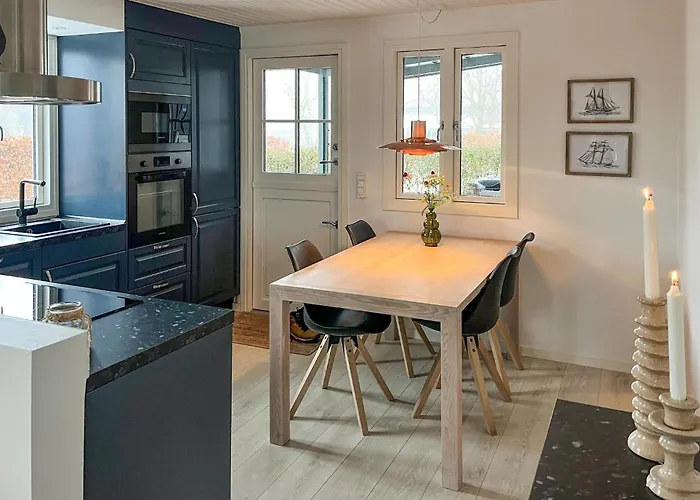 Holiday home 3 Bedroom Gorgeous In